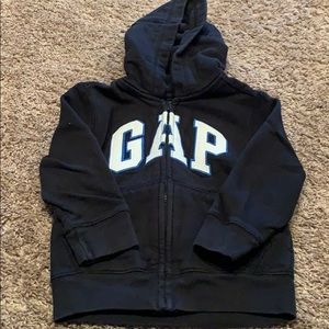 Boys GAP size 2t zip up sweatshirt.